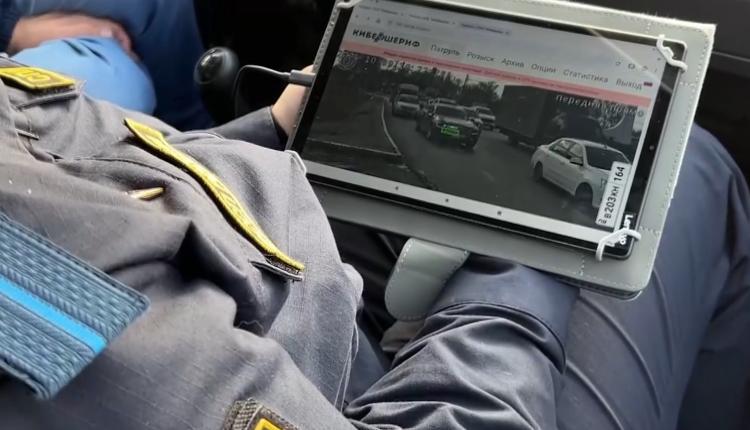 В этом судебным приставам помогает программный комплекс «Кибер-Шериф»