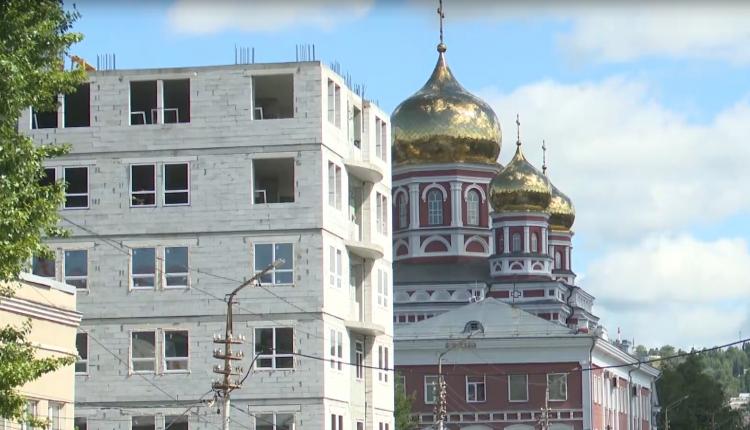 Исторический силуэт, который Саратов оберегал с девятнадцатого века, исчез за новостроем