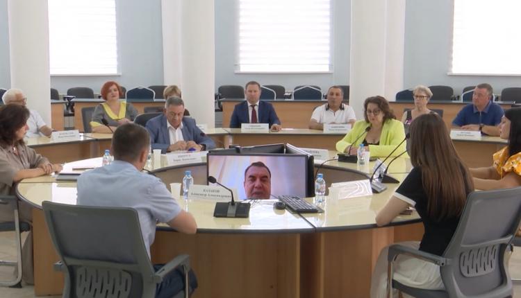 В регионах прошли подготовку общественные наблюдатели, которые на всех избирательных участках будут осуществлять контроль за соблюдением правовой стороны хода выборов